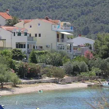6135b Διαμέρισμα