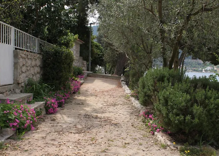 6135b Apartment Grebastica